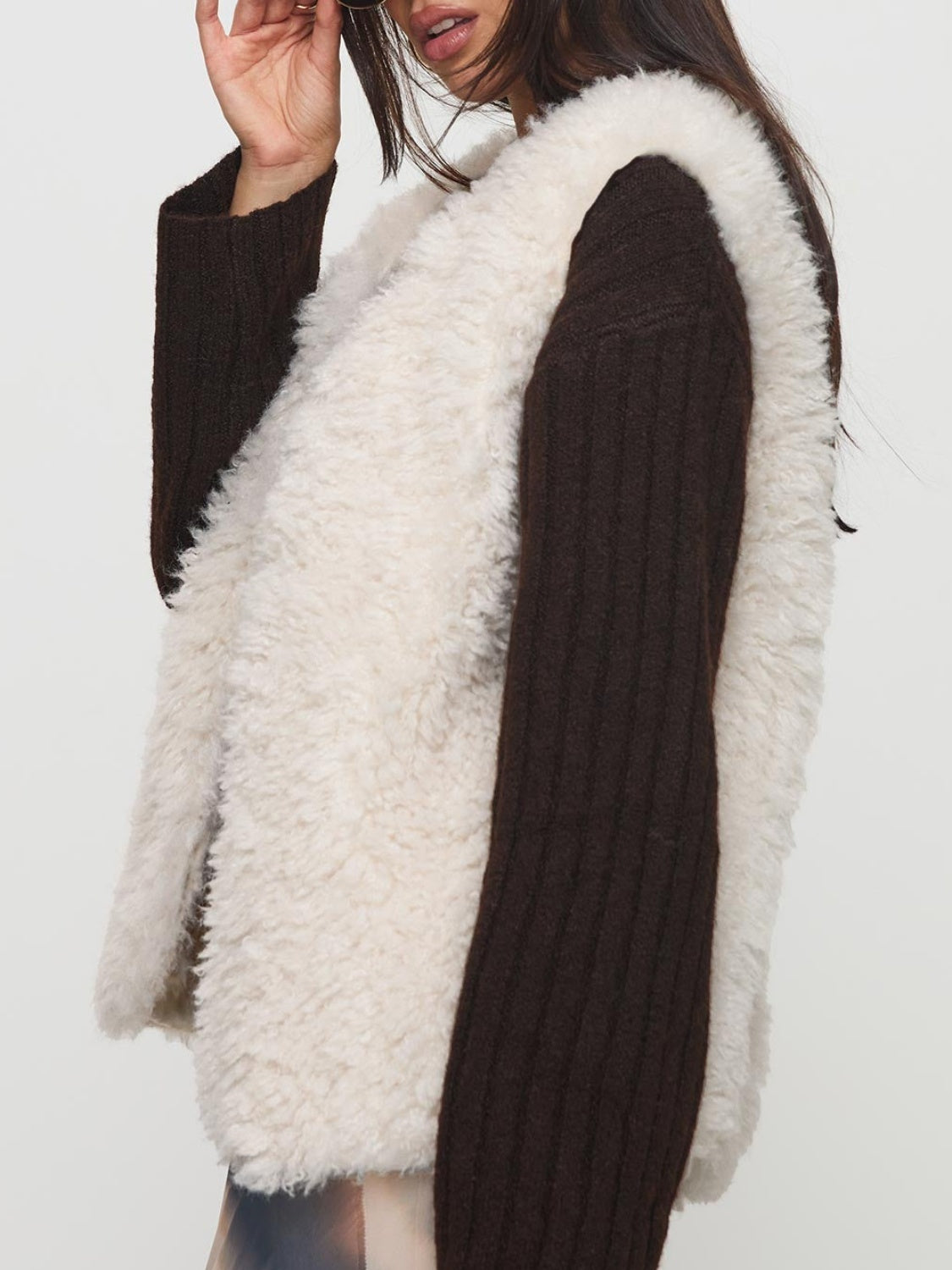 Fuzzy Open Front Cozy Winter Vest – Women’s Warm Outerwear