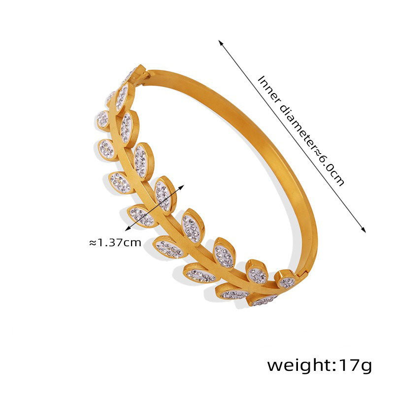 18K gold light luxury fashion leaf-shaped diamond design simple style hand jewelry