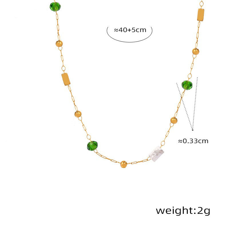 Exquisite and noble 18K gold collarbone chain and gemstone design necklace