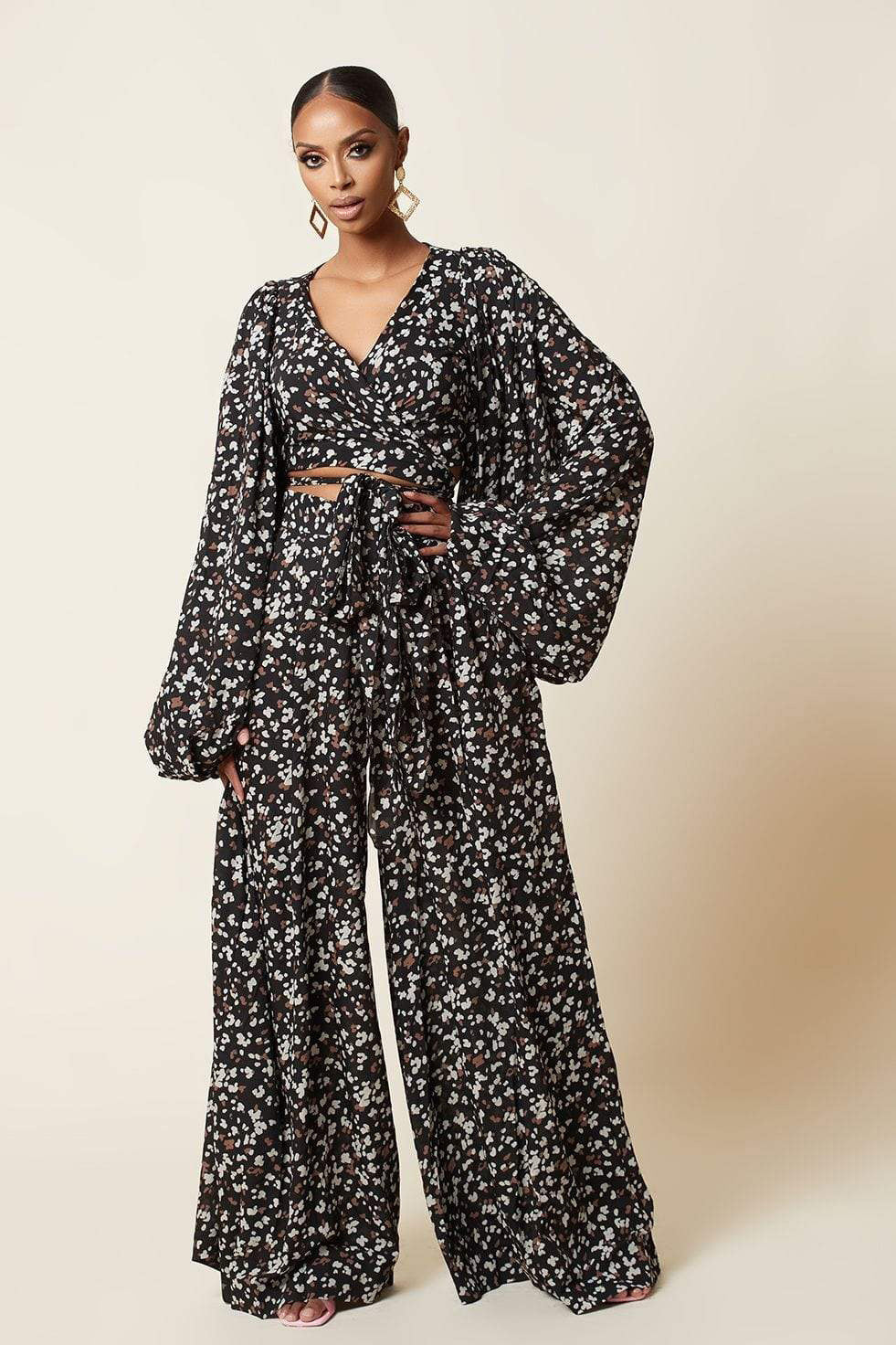 Long Sleeved Tie Around Waist All Over Print Loose Wide-leg Flowy Pants Suit Two Piece Outfit Sets