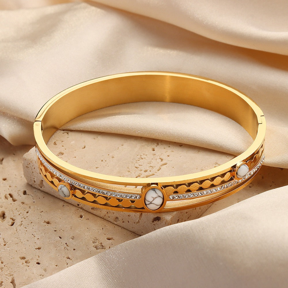 Trendy and fashionable 18k gold inlaid turquoise and zircon hollow design versatile bracelet