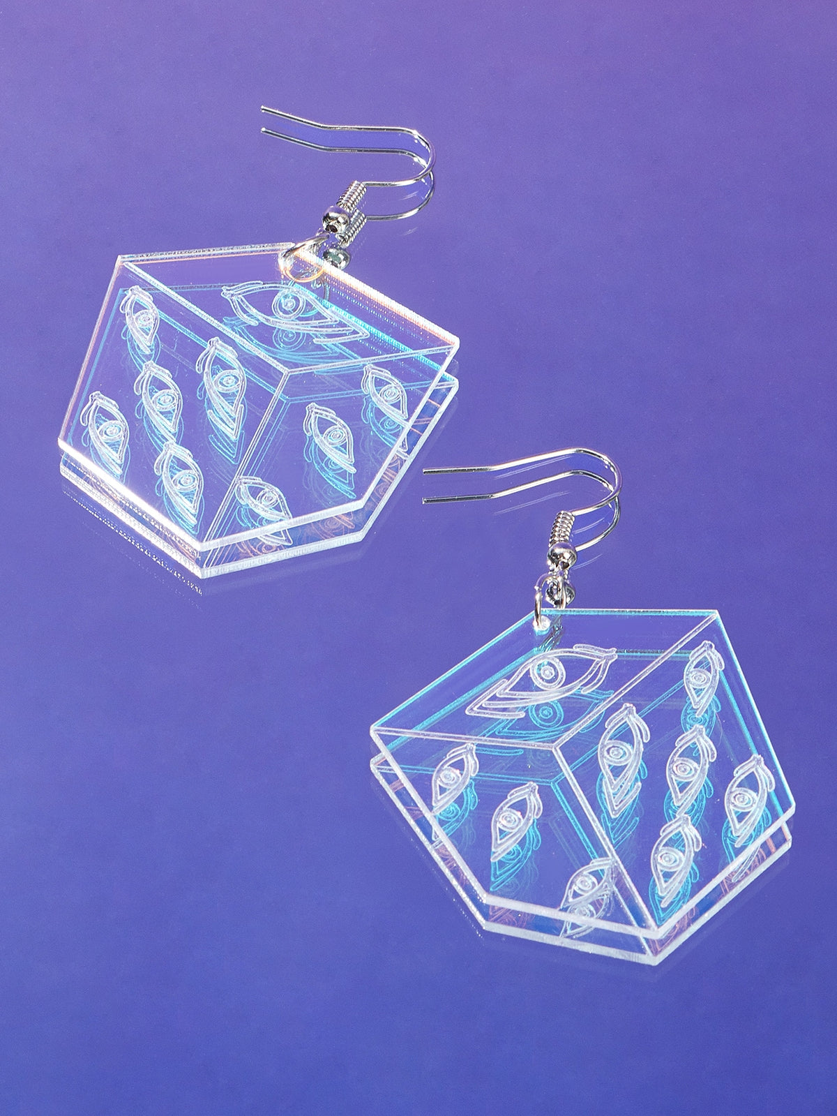 ROMWE Holographic Eye Detail Geometric Drop Earrings