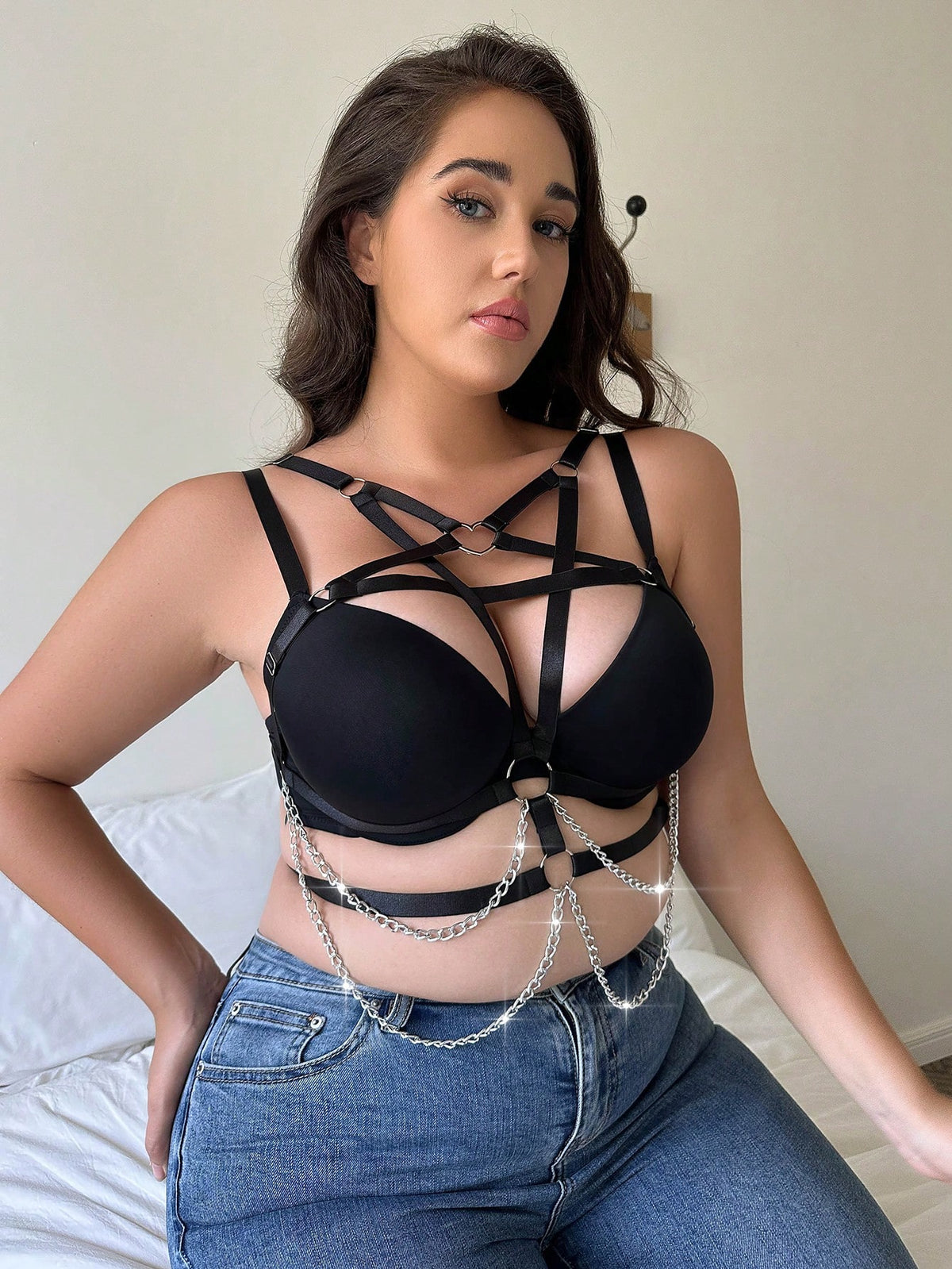 Plus Ring Linked Harness Bra