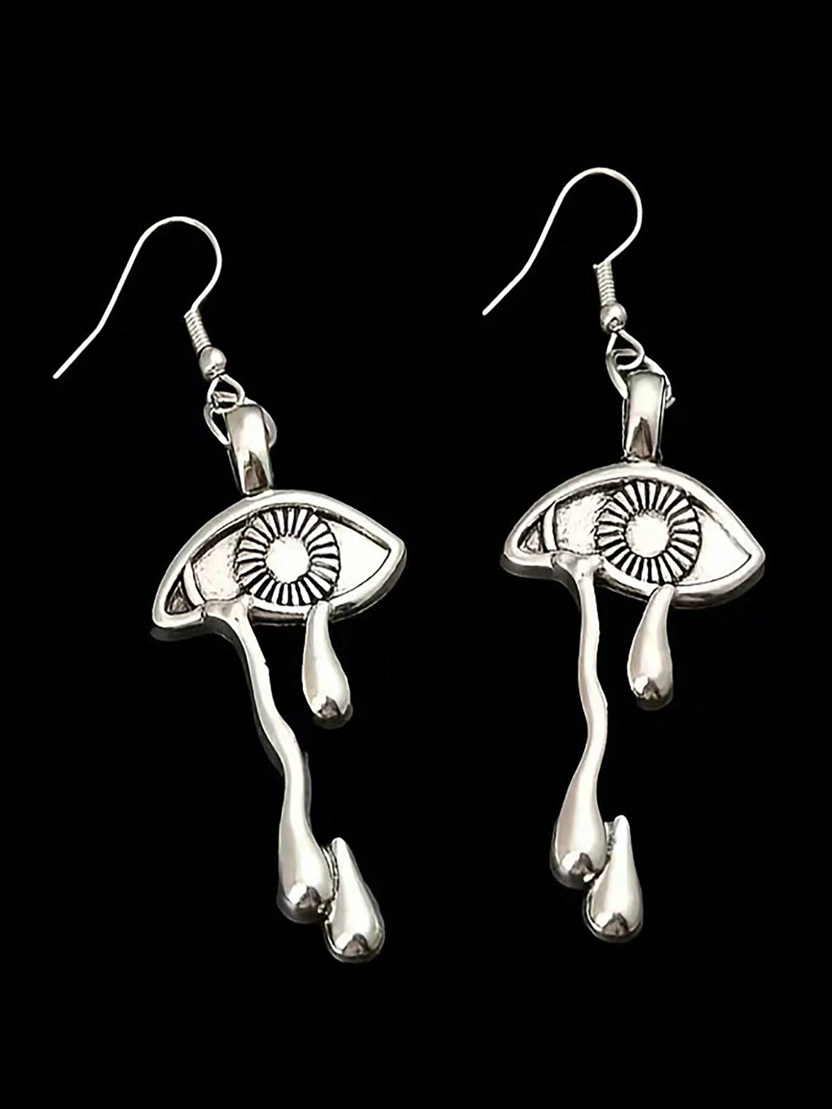 ROMWE Goth Eye Decor Drop Earrings