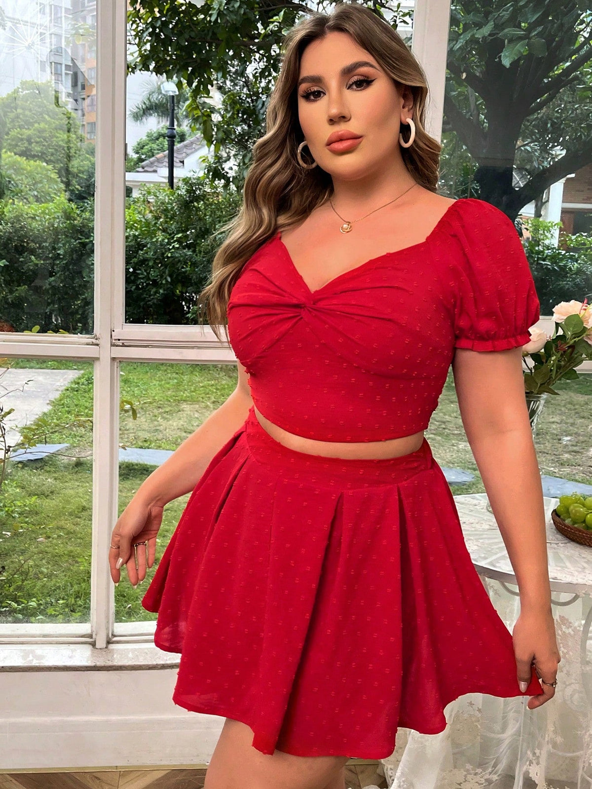 Plus Size Women's Twist Crop Top And Skirt Set