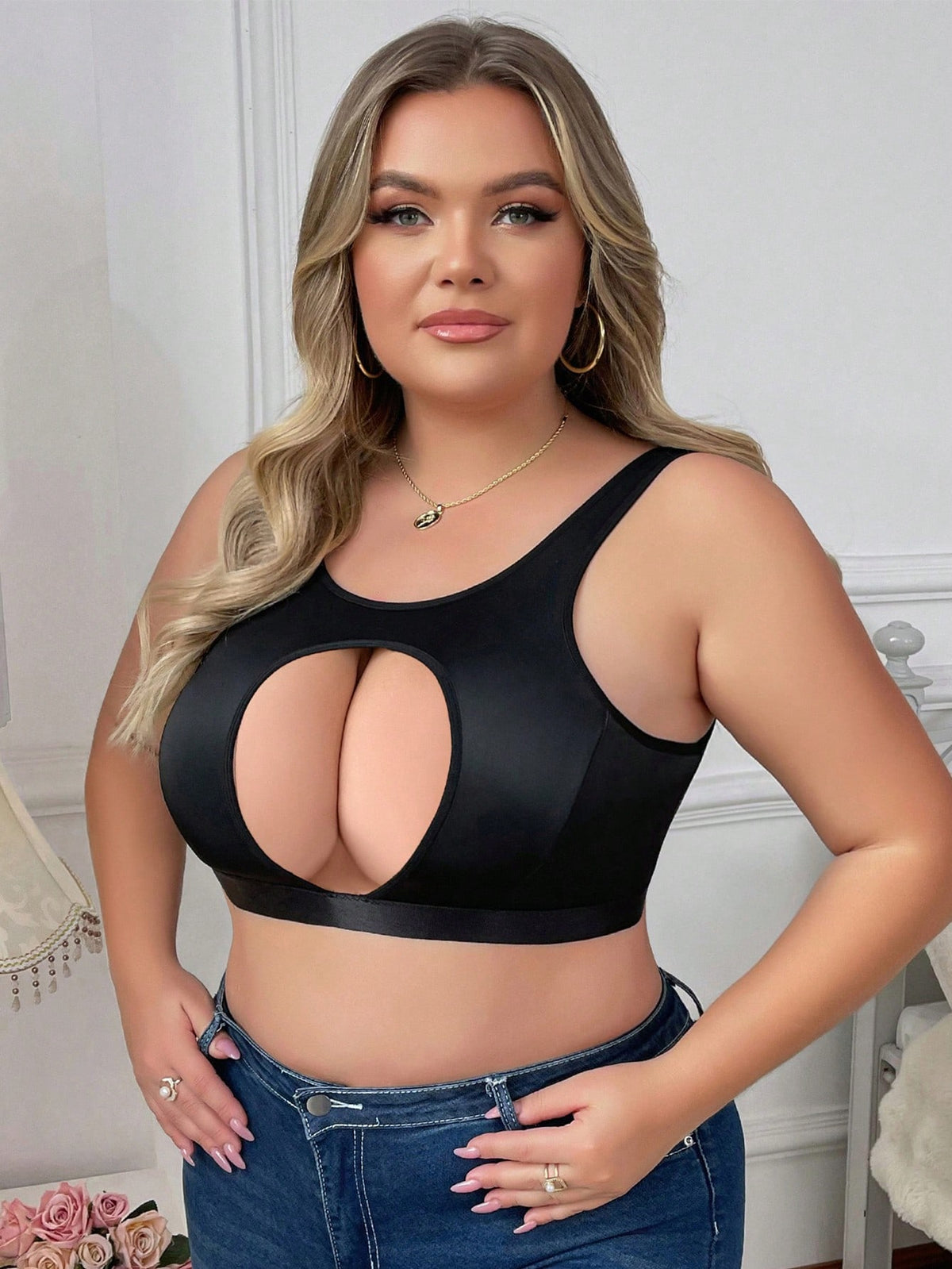 Plus Size Women's Hollow Out Wireless Bra