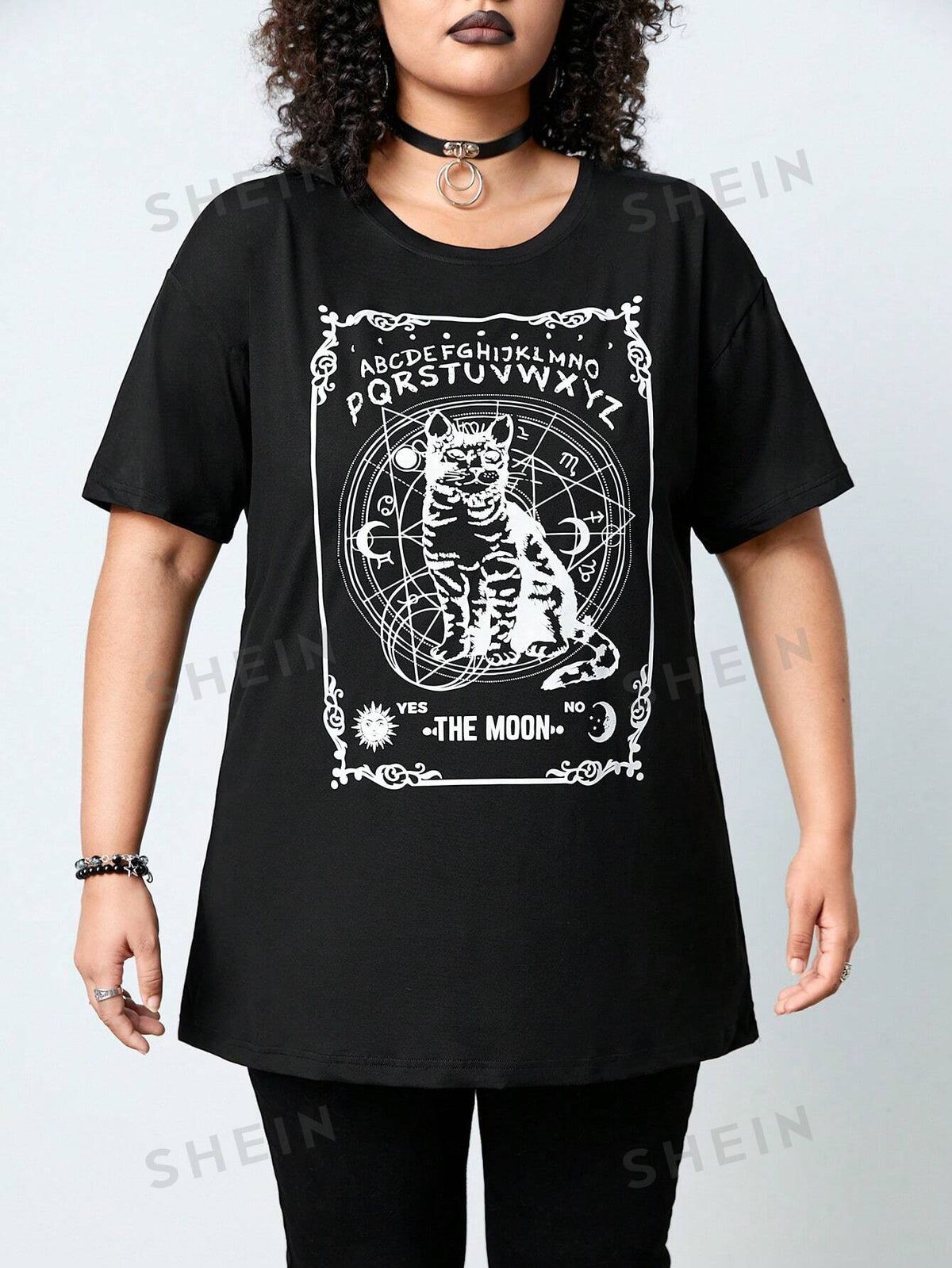 ROMWE Goth Women's Dark Gothic Top Loose Plus Size T-Shirt With Mysterious Black Cat & Card Print