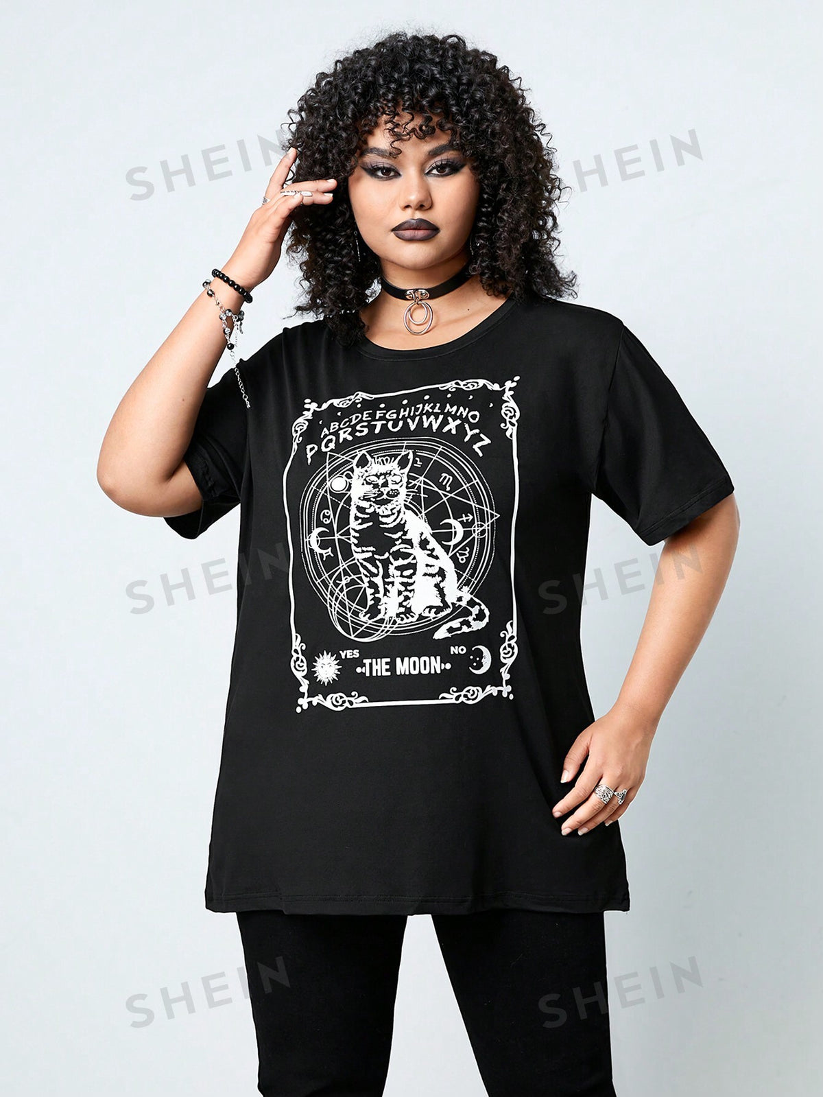 ROMWE Goth Women's Dark Gothic Top Loose Plus Size T-Shirt With Mysterious Black Cat & Card Print