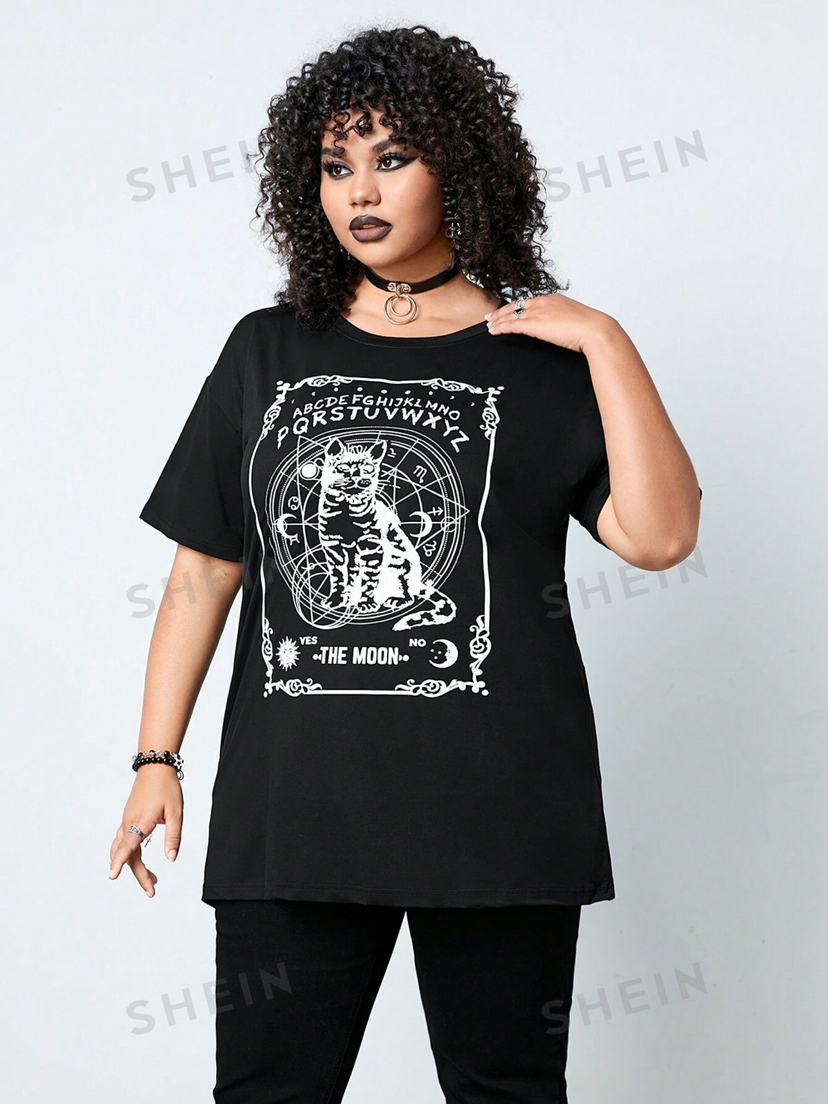 ROMWE Goth Women's Dark Gothic Top Loose Plus Size T-Shirt With Mysterious Black Cat & Card Print