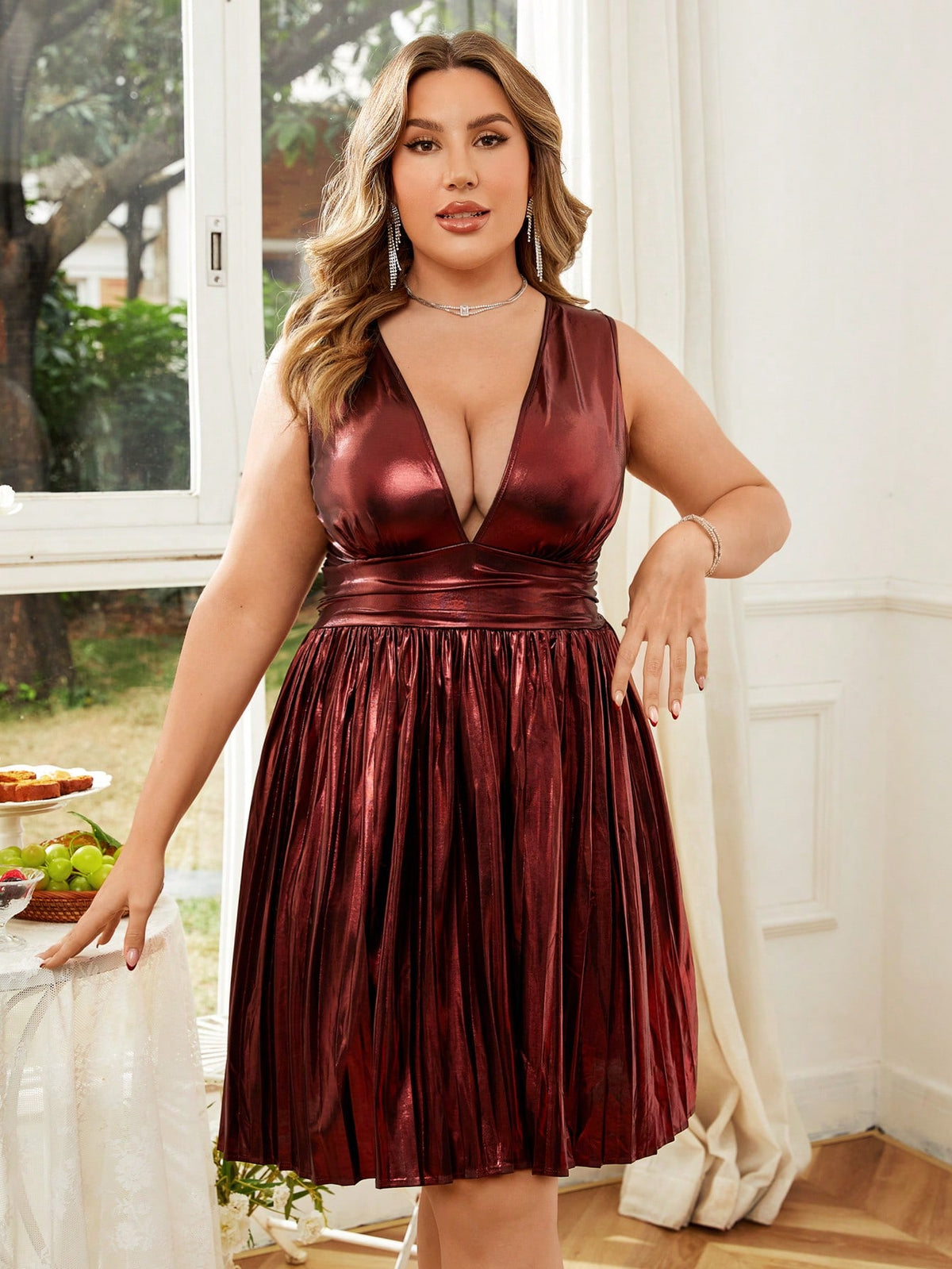 Privé Plus Size Solid Color Deep V-Neck Sleeveless Dress