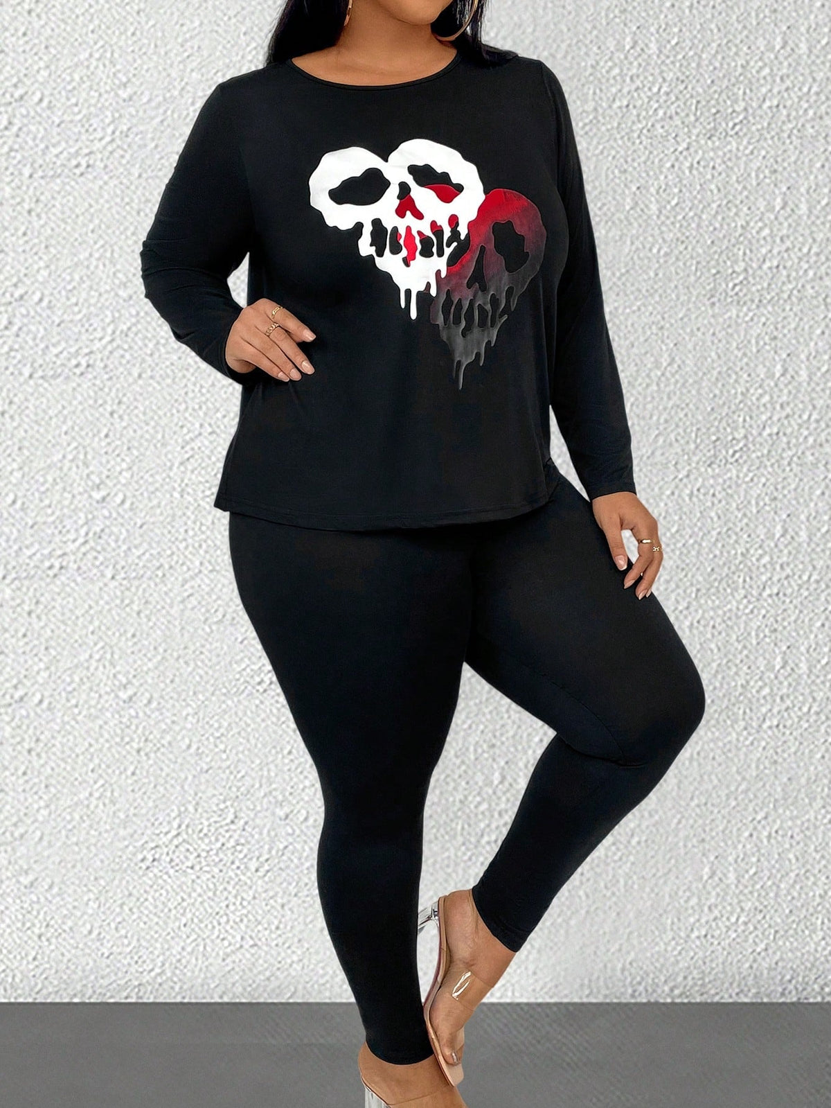 Plus Skull Print Tee & Leggings