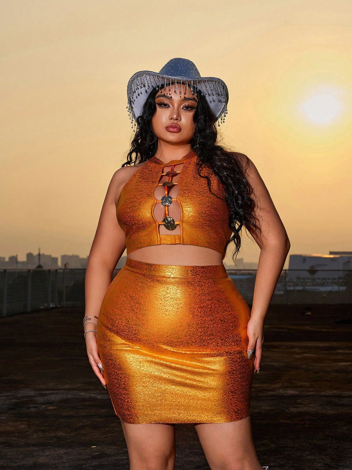 Plus Size Spring Summer Sexy Rave Party Music Festival Glamorous Metallic Hollow Bandage Out Crop Top And Bandage Pencil Skirt Set