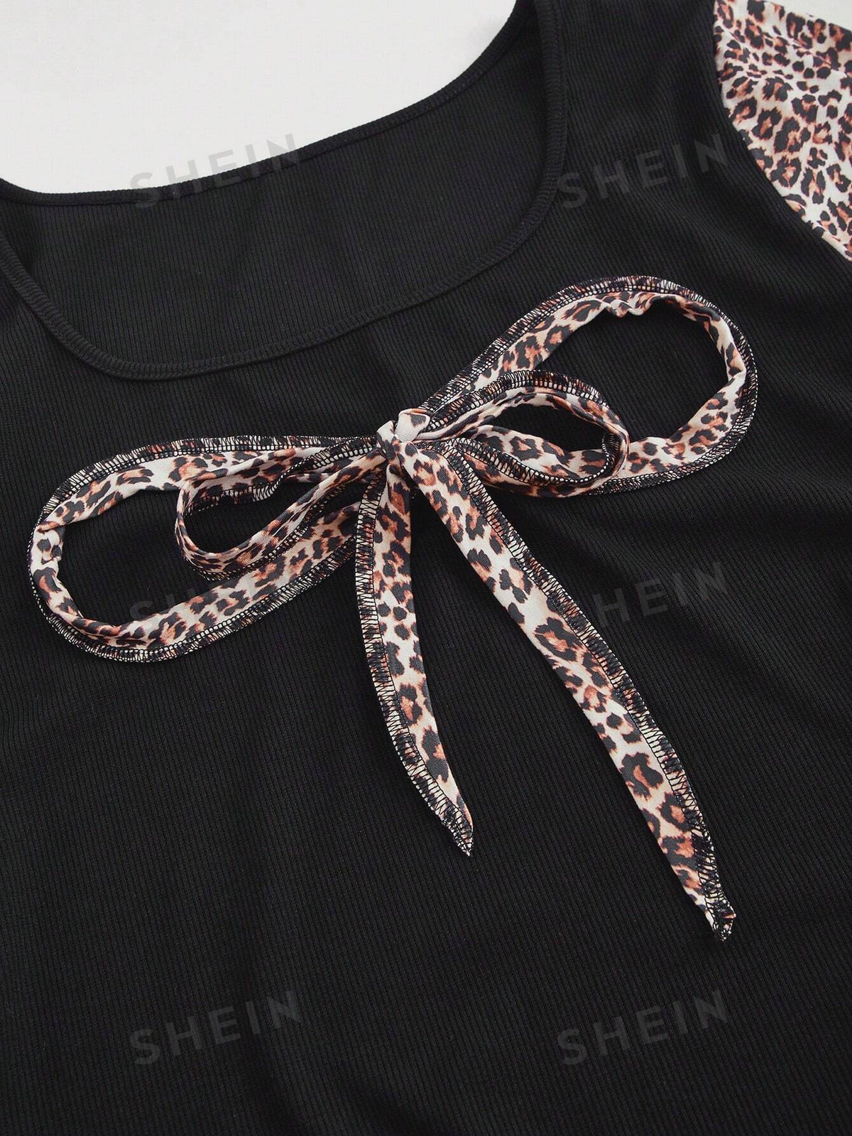 Qutie Plus Size Leopard Splice 3d Bow Decorated Short Cropped T-Shirt