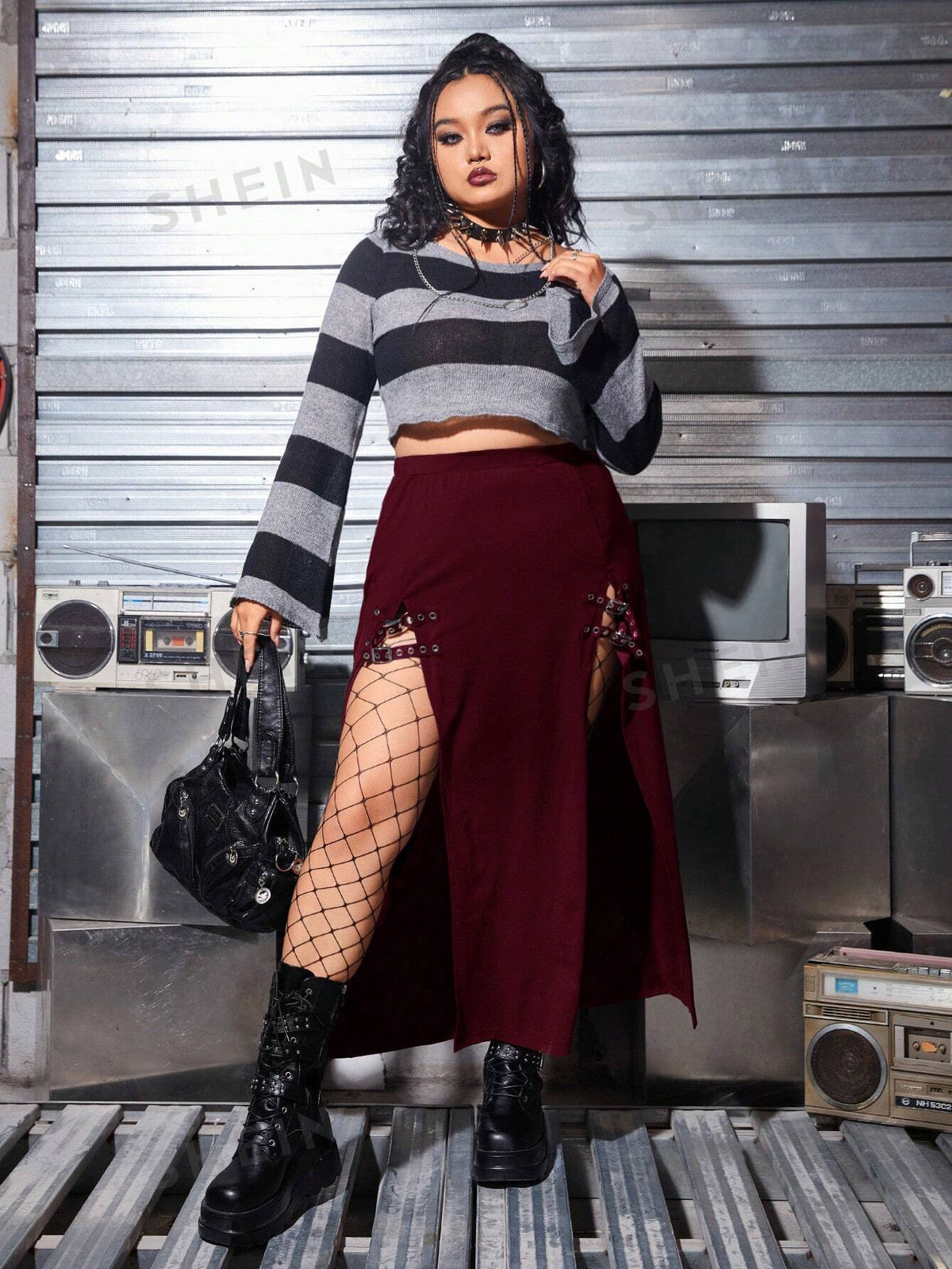 ROMWE PUNK Plus Size Buckle Decor Slit Casual Skirt