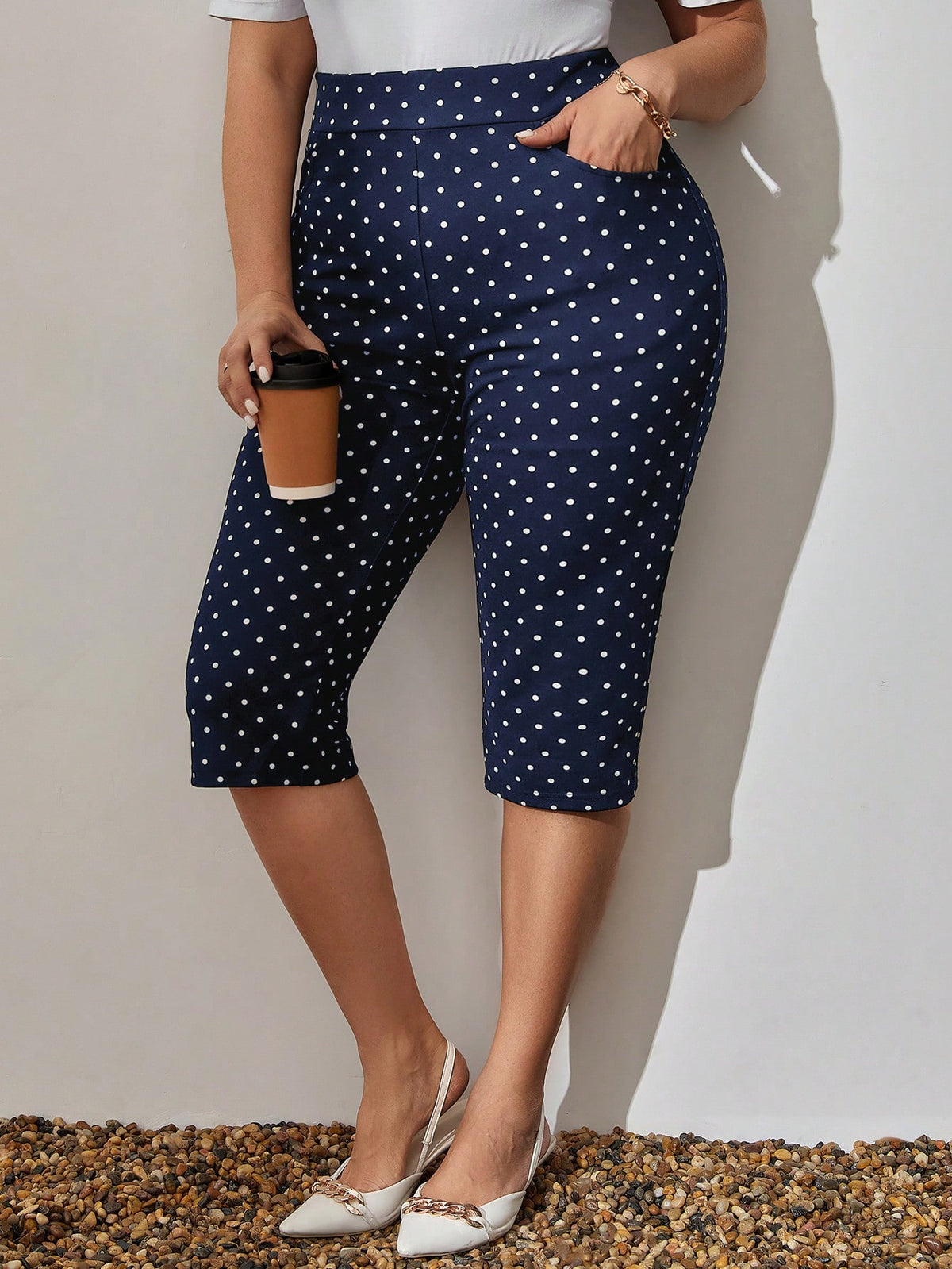 EMERY ROSE Plus Size Women'S Ultra High Waisted Polka Dot Pattern Pocket Capri Pants For Spring