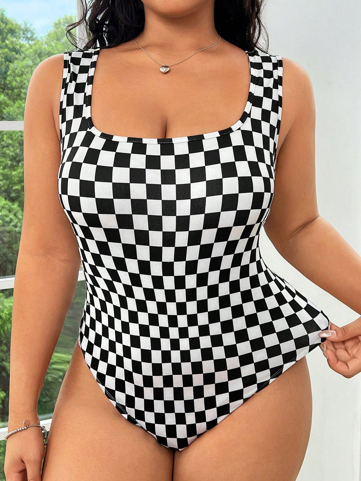 EZwear Women's Plus Size Checkerboard Pattern Sleeveless Bodysuit With Open Back Design