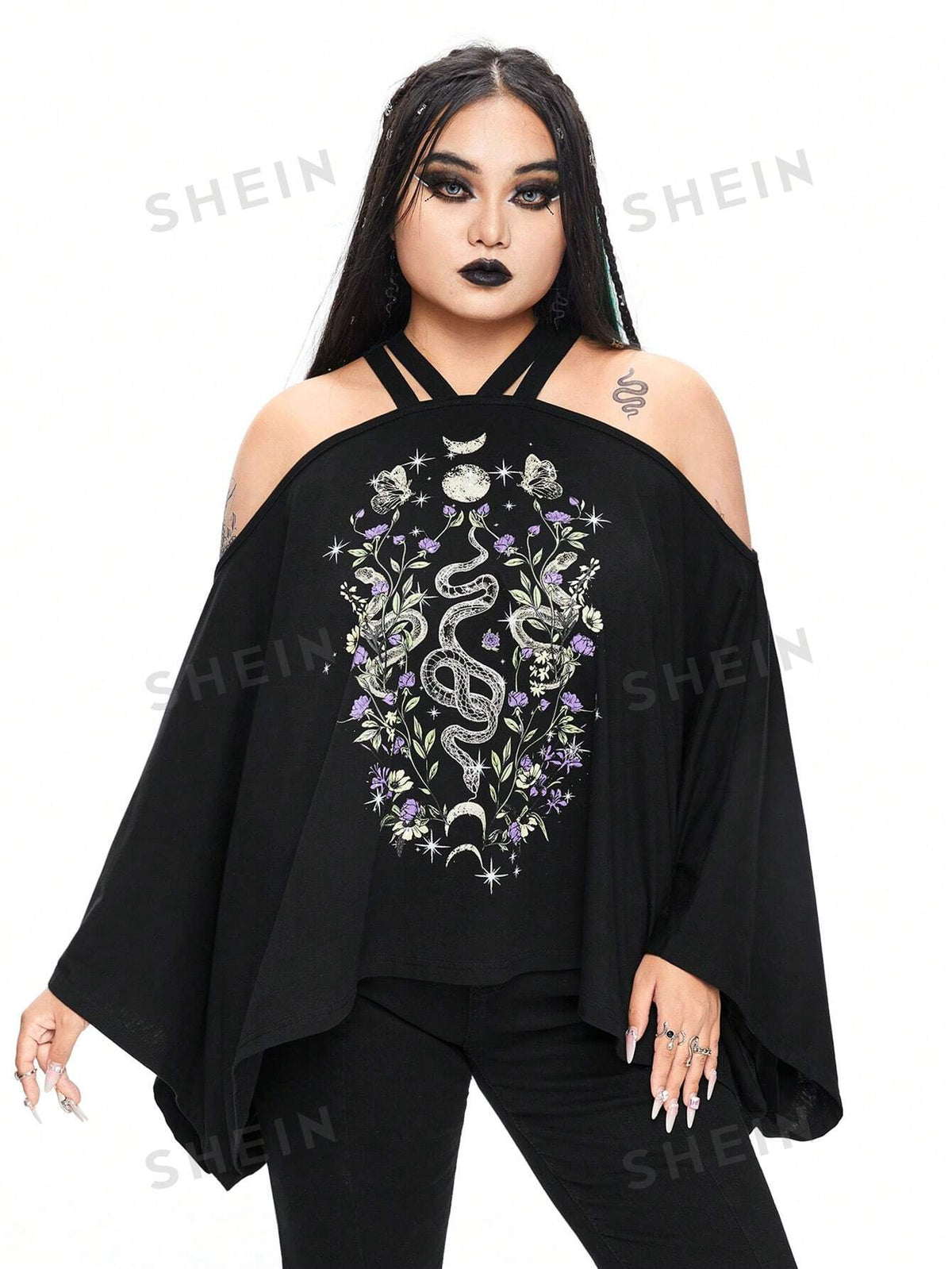 ROMWE Goth Gothic Sexy Mysterious Snake, Star, Moon, And Flower Printed Plus Size Batwing T-Shirt