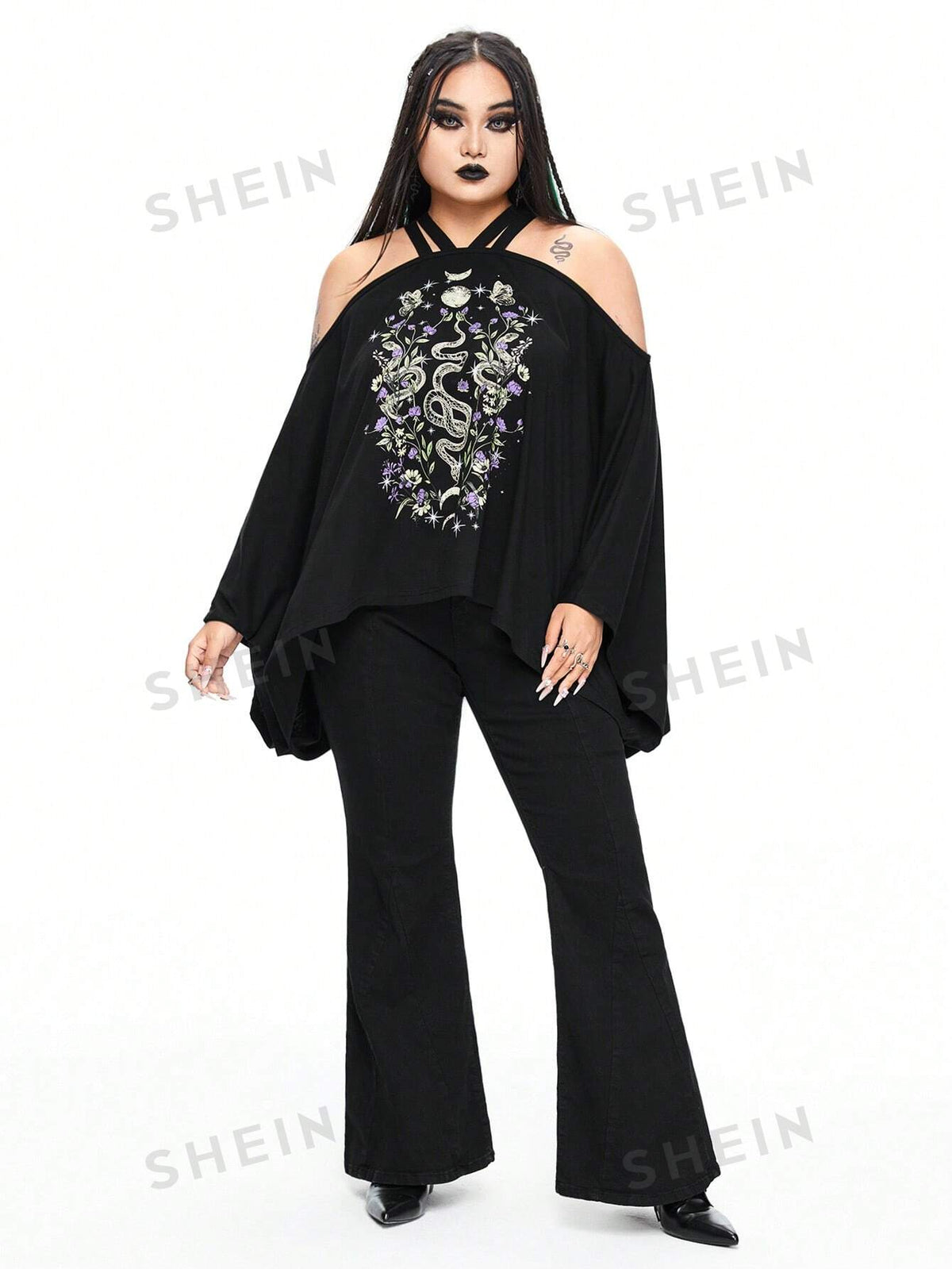 ROMWE Goth Gothic Sexy Mysterious Snake, Star, Moon, And Flower Printed Plus Size Batwing T-Shirt