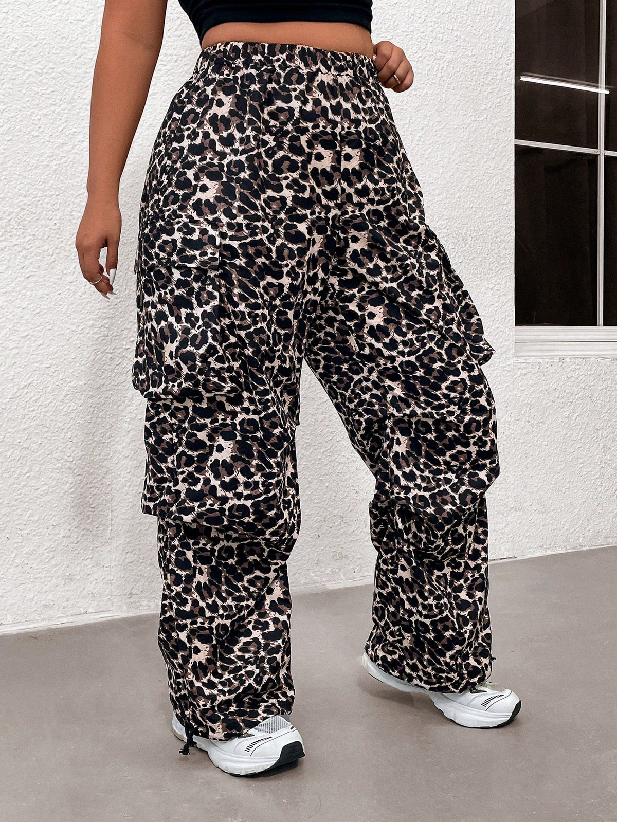 EZwear Plus Size Street Graffiti Workwear Pants With Ink Splatter Design