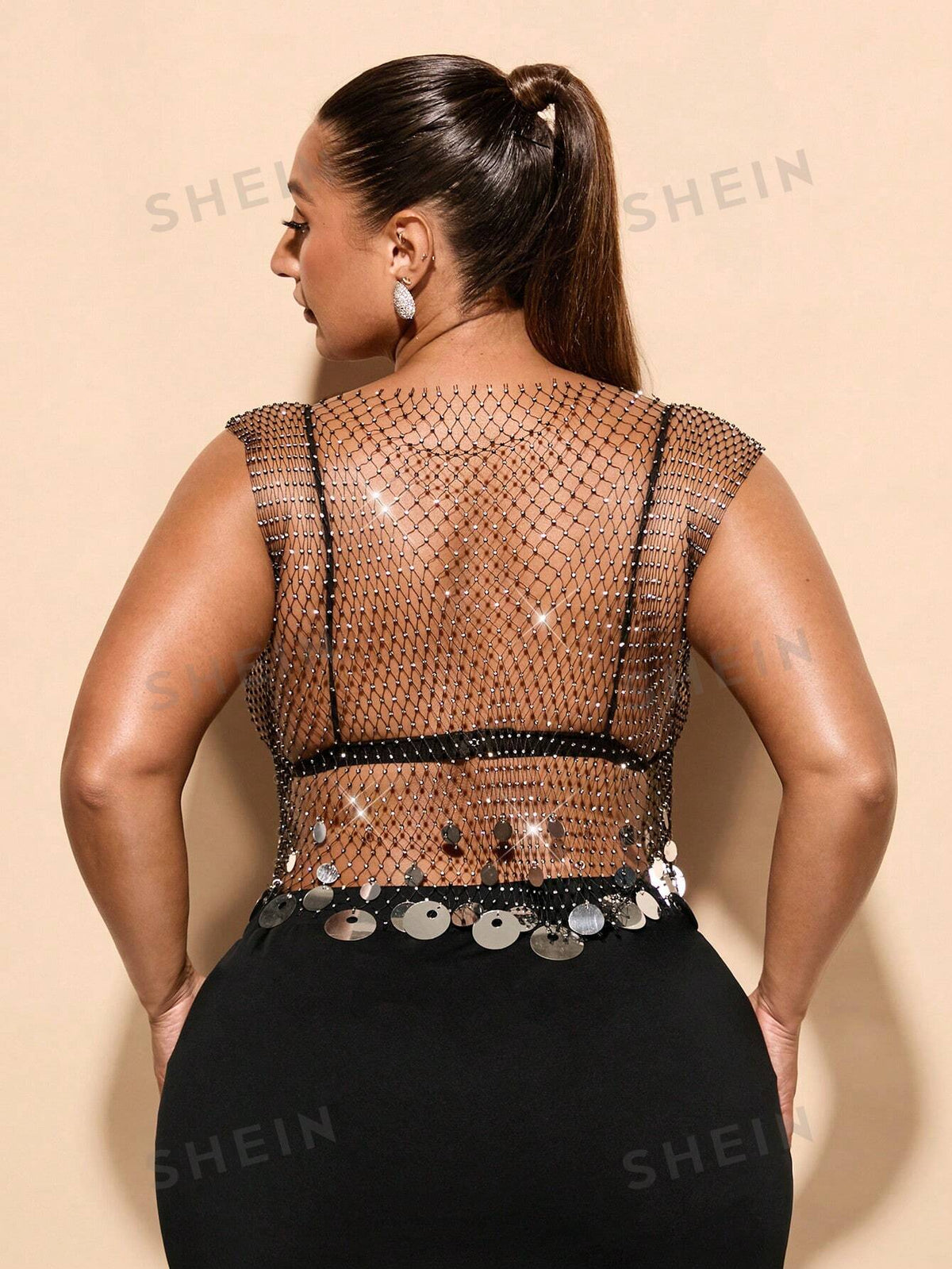 BAE Plus Size Women's Solid Color Black Music Festival Fishnet Rhinestone Shiny Metal Sequin Camisole, Perfect For Summer Holiday Party, Concert, Festival, And Date Night. The Delicate And Extravagant Metallic, Sequin And Chainmail Decorations Provide A