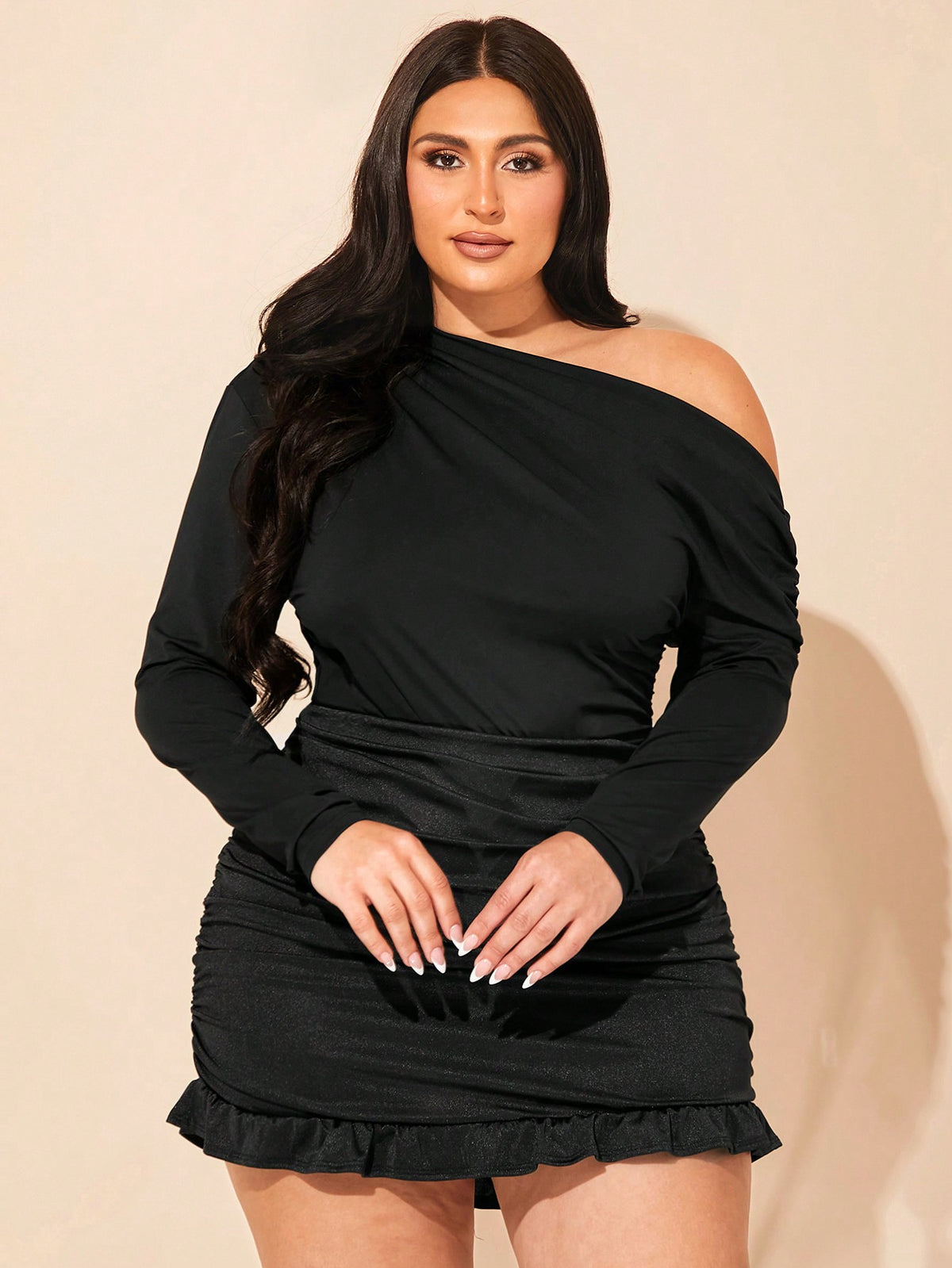BAE Women's Plus Size Elegant All-Match Black Knitted Stretchy One-Shoulder Long Sleeve Bodysuit, Perfect For Dating Or Going Out