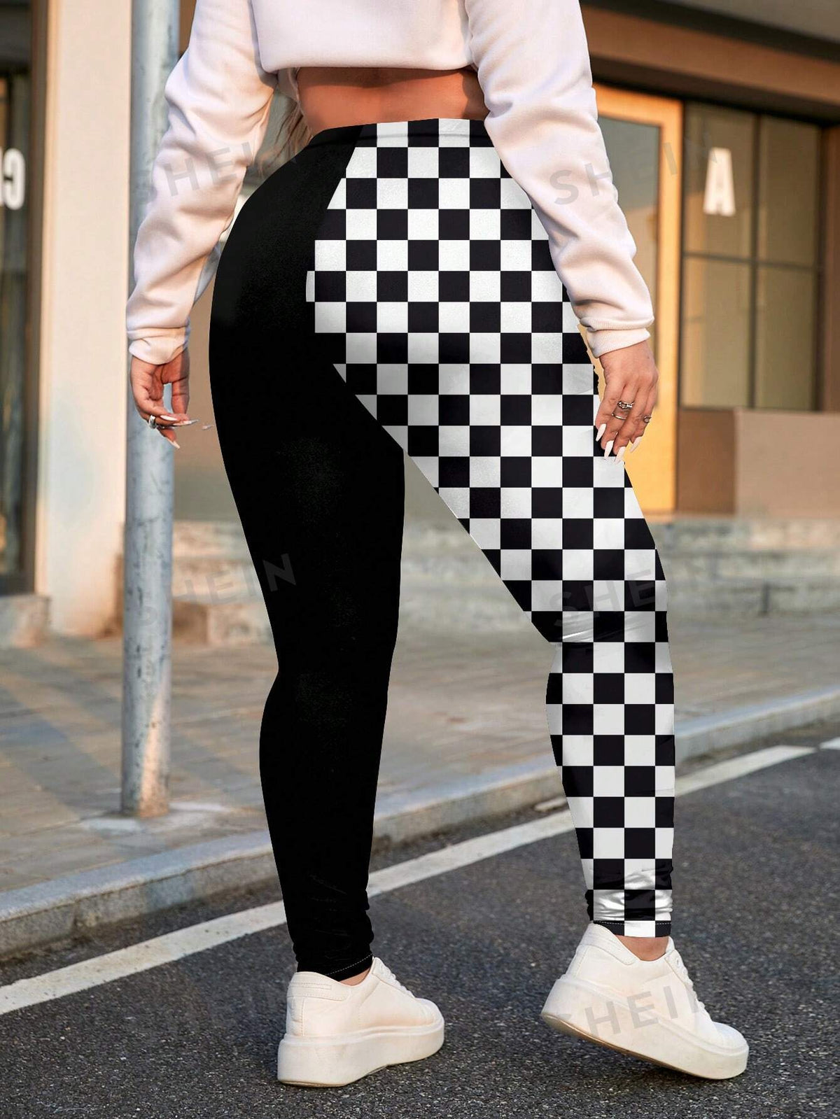 EZwear Casual Simple All-Over Printed Plus Size Leggings For Summer