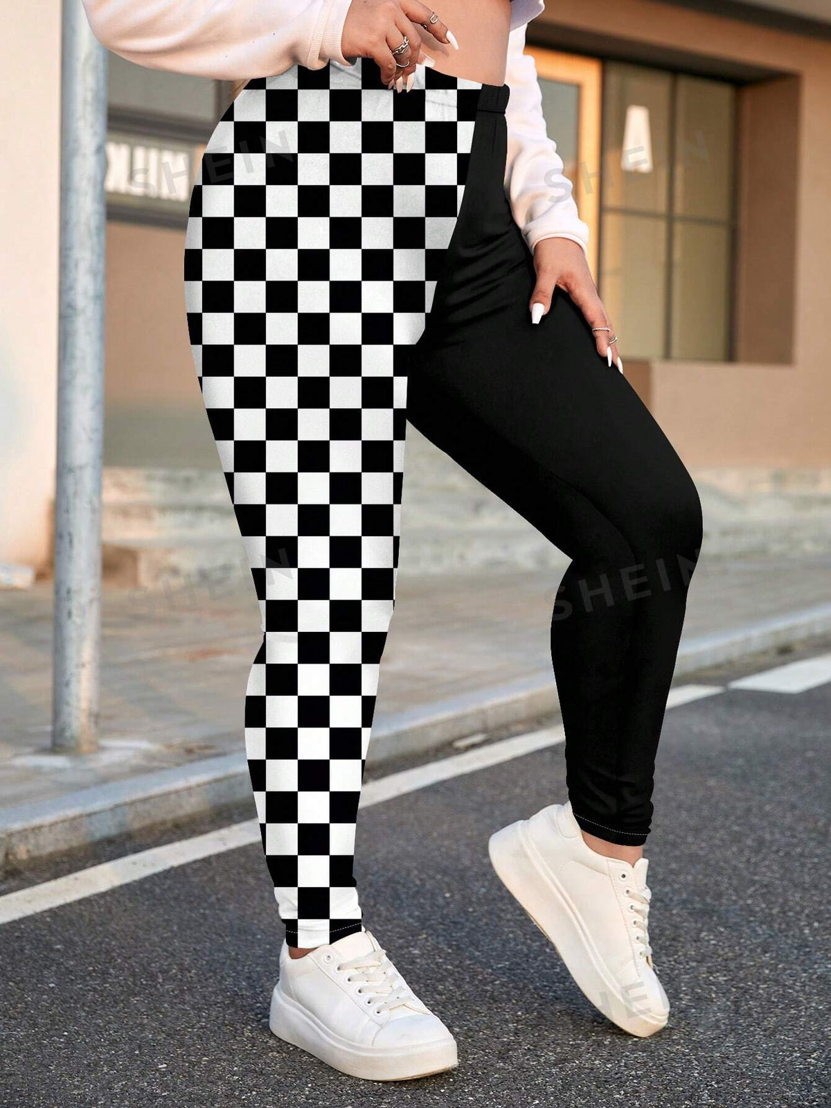 EZwear Casual Simple All-Over Printed Plus Size Leggings For Summer