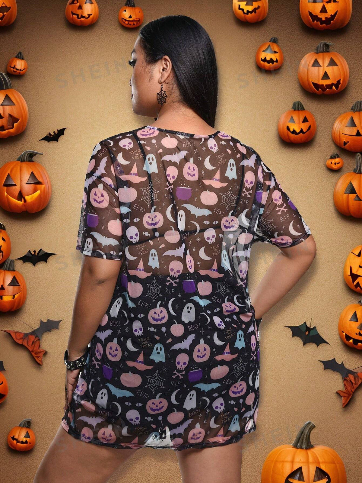 Caroline Law Artist Plus Size Women Halloween Themed Print Dress