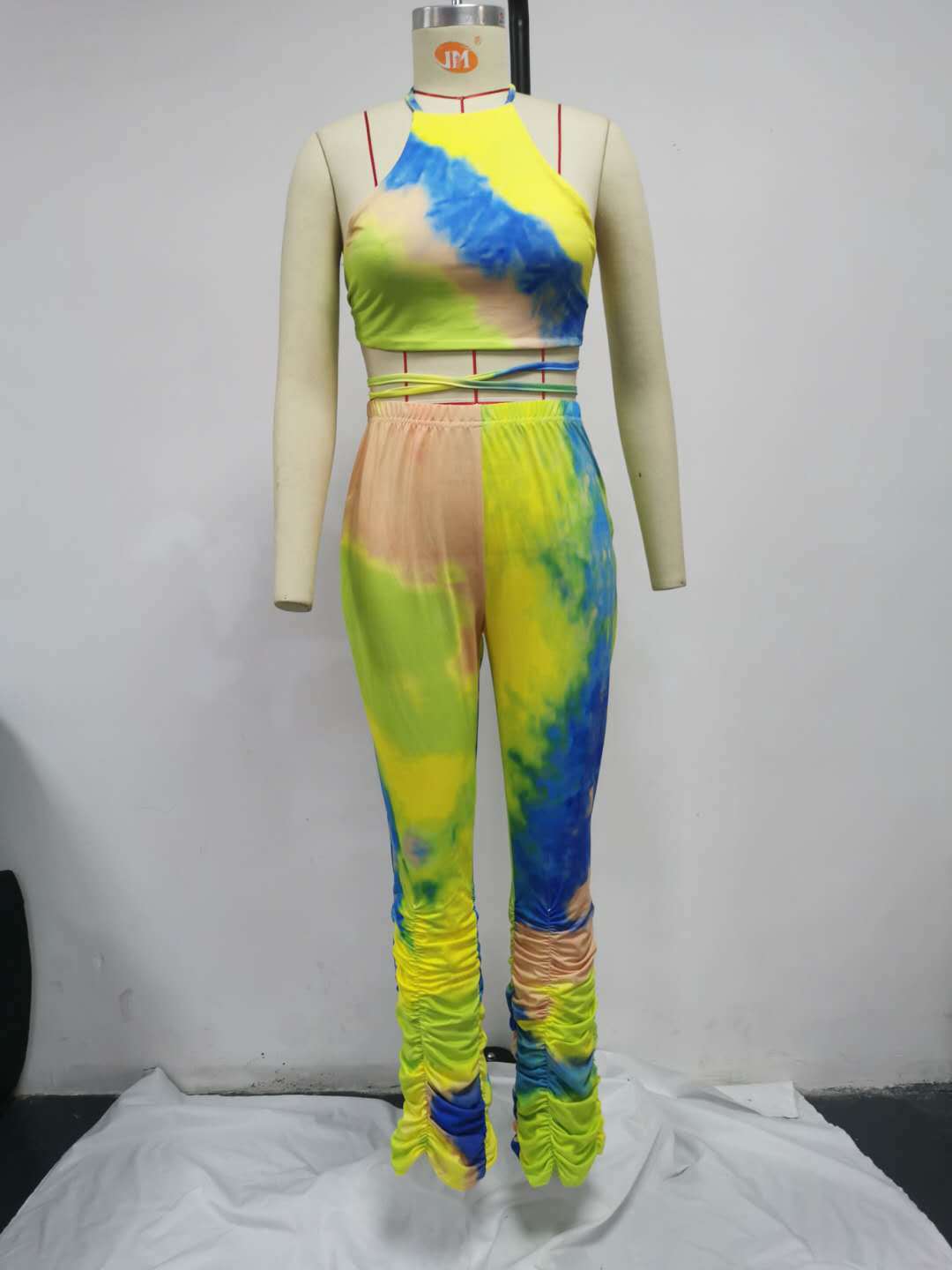 Two-piece Thin Fabric Tie Dye Print Crop Top And Rouched bottom Leggings Two Piece Outfit Set