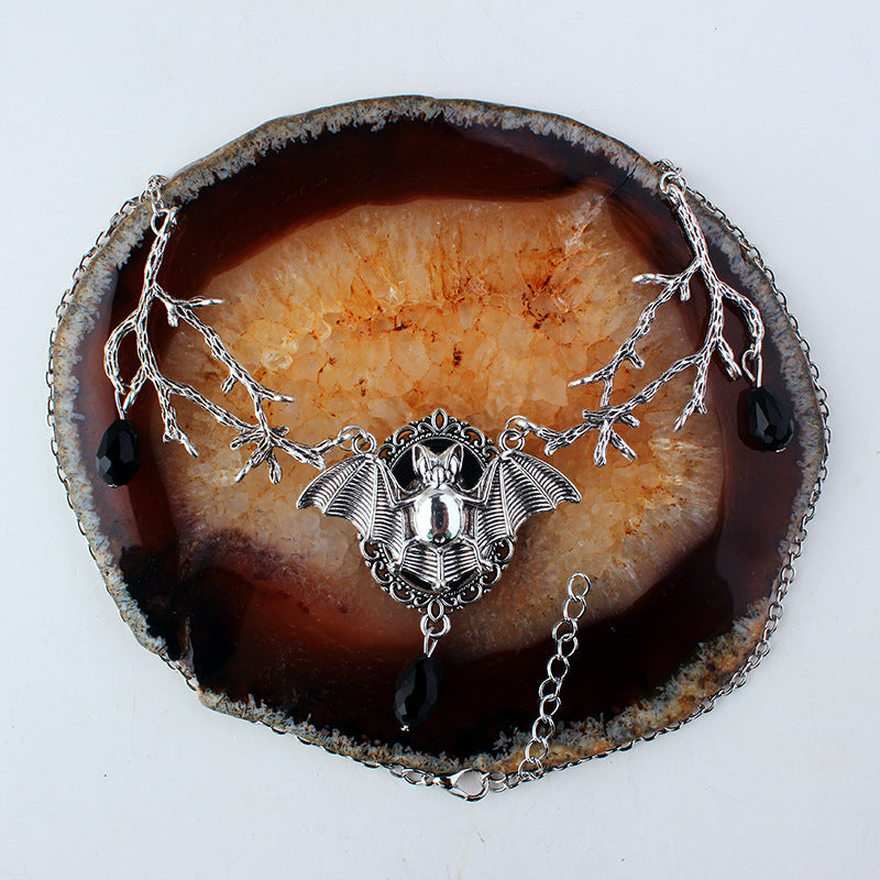 European And American Gothic Mysterious Energy Wizard Bat Necklace