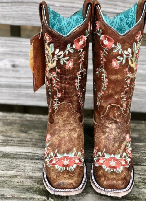 Women's embroidered rider boots