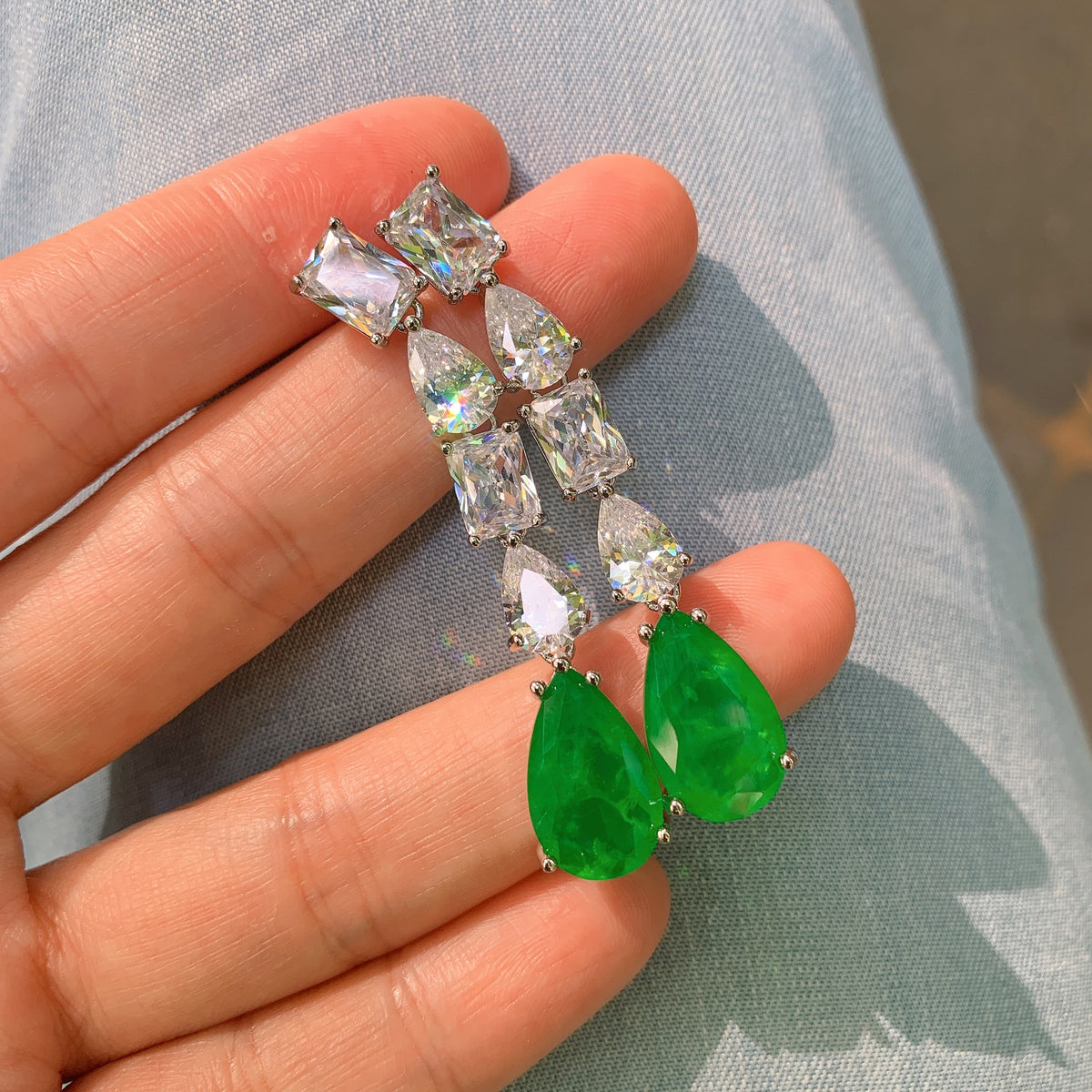 Fashion Retro Color Treasure Emerald Earrings