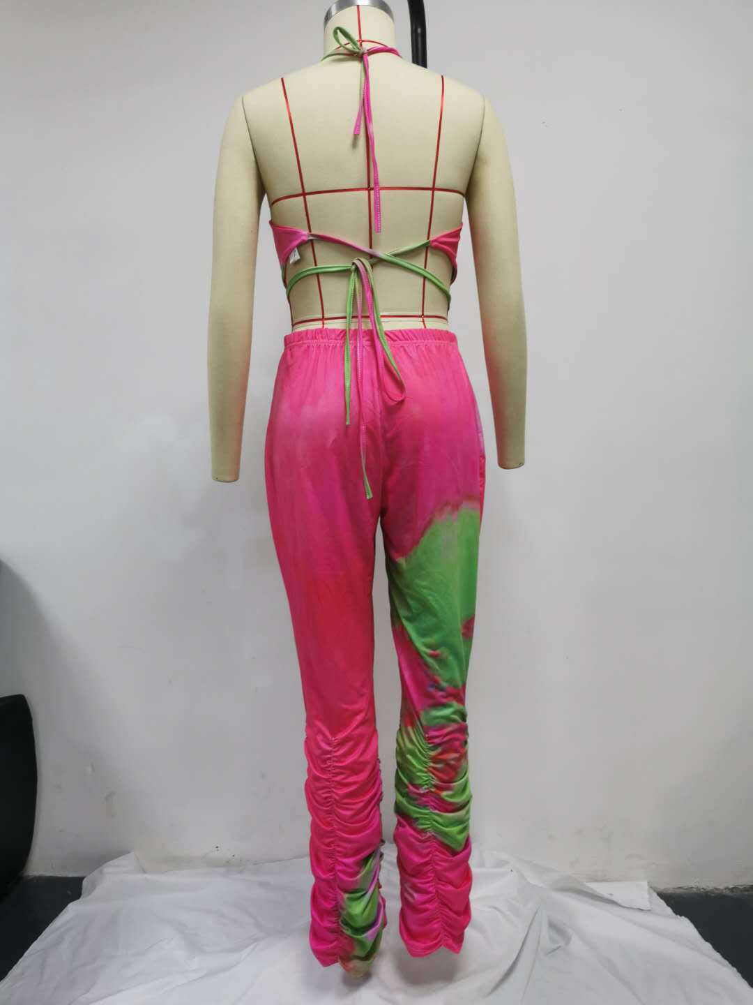 Two-piece Thin Fabric Tie Dye Print Crop Top And Rouched bottom Leggings Two Piece Outfit Set