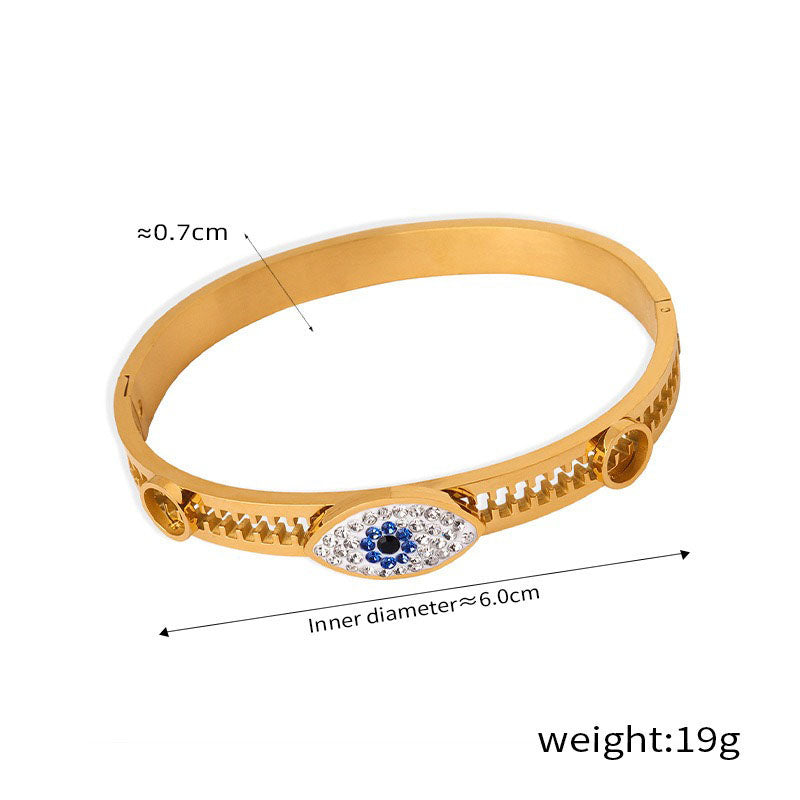 18K gold exaggerated devil’s eye diamond-set bracelet with sawtooth hollow design