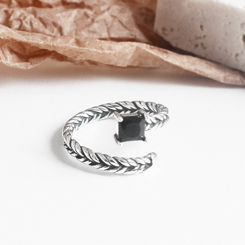 Retro Style Wrap Sterling Silver Braided Black Simulated Diamond Ring