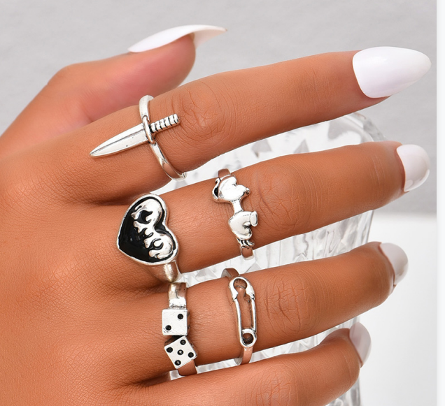 Roll The Dice With Your Heart Retro Zinc Alloy Ring Set