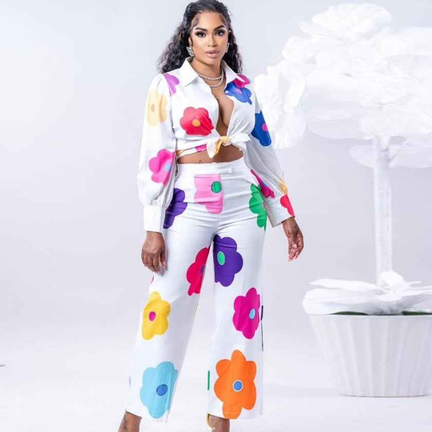 Bright Floral Digital Printed Summer Low V Casual Tie Front Crop Top And Pants Two Piece Outfit Set