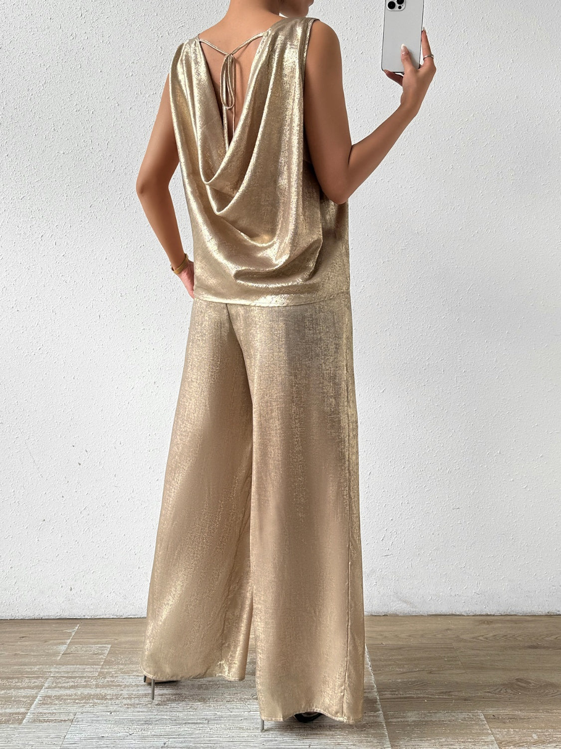 Round Neck Sleeveless Shimmering Top and Pants Set