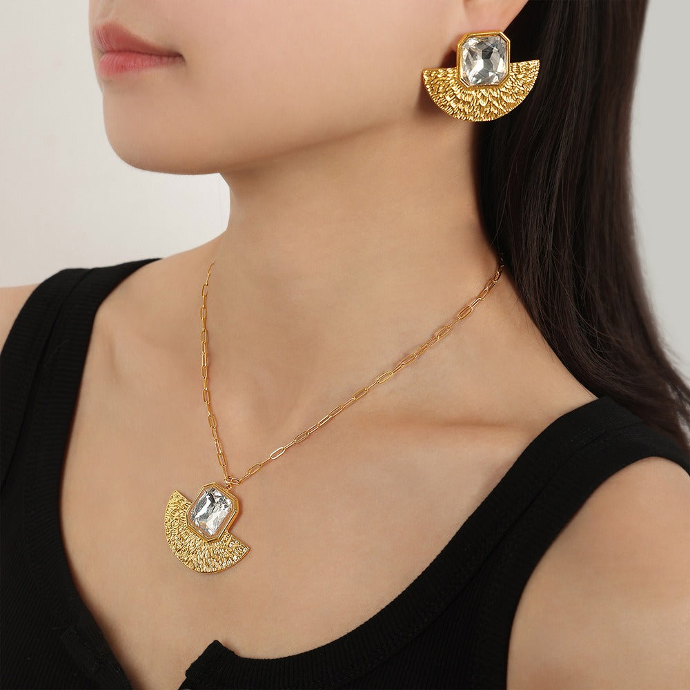 18K gold exaggerated fan-shaped volcano with gemstone design simple style necklace and earrings set