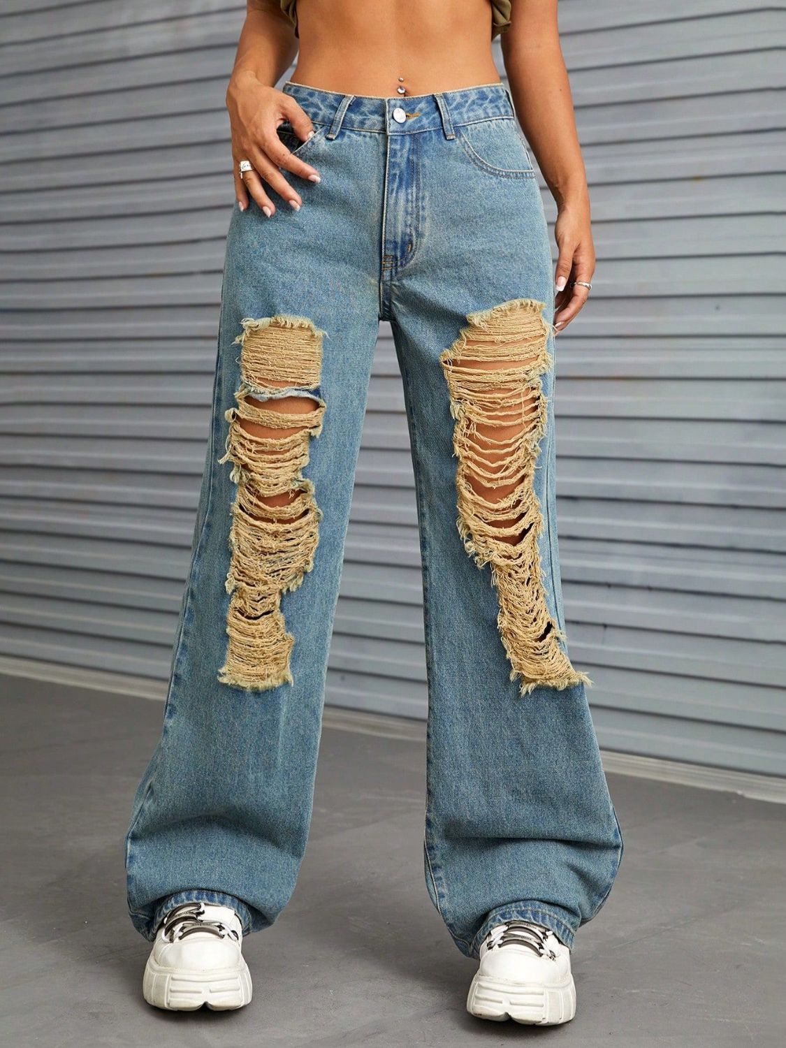 Distressed Baggy Wide Leg Jeans with Front And Back Pockets