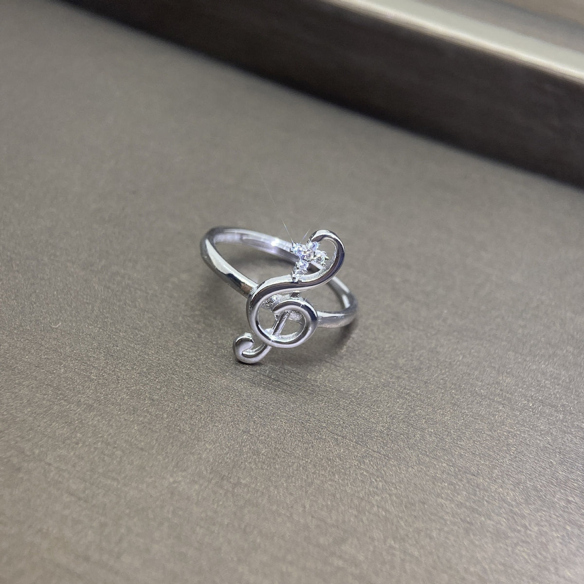 Treble Cleft Female Silver Adjustable Ring