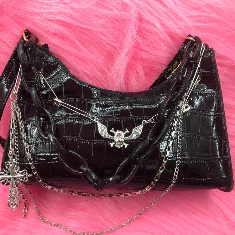 Skull Chain Underarm Bag Crocodile Print Style Dark Shoulder Bag