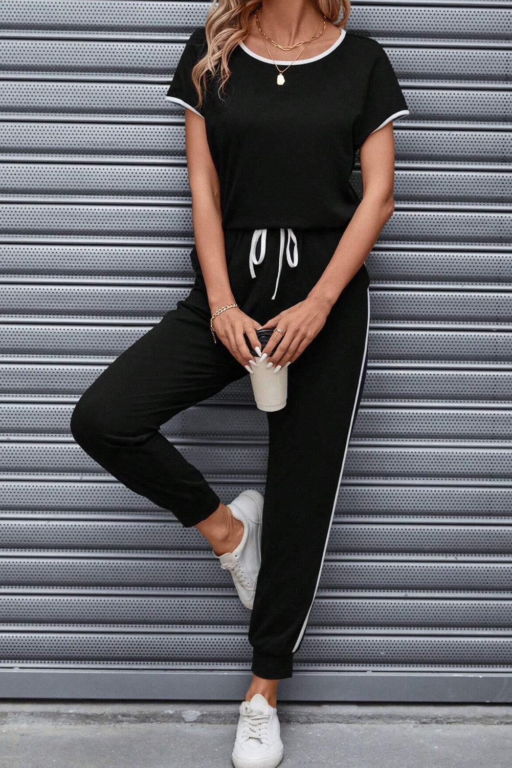 Black Colorblock Trim Casual Two-Piece Lounge Set - Comfortable and Stylish Loungewear