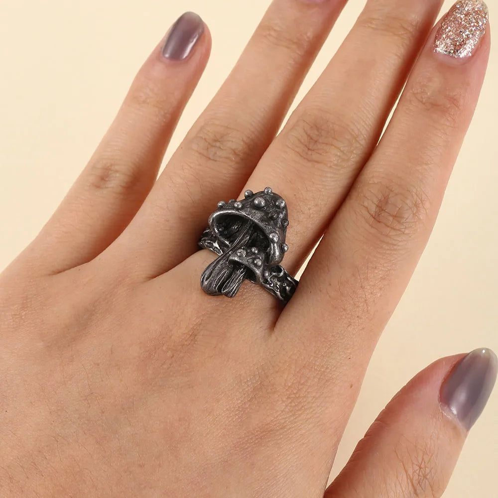 Vintage Dark Mushroom Adjustable Ring for Women - Gothic Punk Men’s Rings