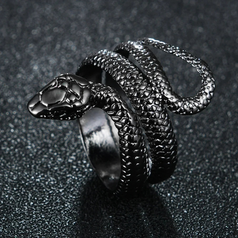 Animal Black Snake Exaggerated Rings Punk Rock Roll for Men Women Unisex Opening Adjustable Ring Party Jewelry Gift High Quality