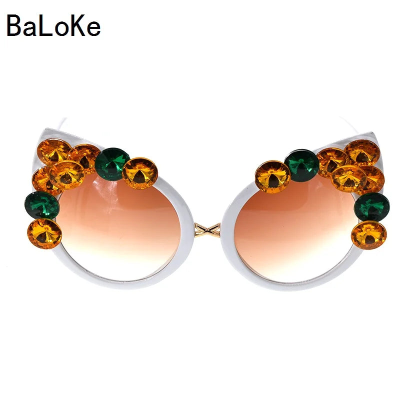 Baroque Rhinestone Cat Eye Sunglasses for Women – Oversize, Cool Fashion Design, Ladies Stylish Sun Glasses