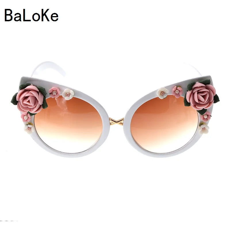 Baroque Rhinestone Cat Eye Sunglasses for Women – Oversize, Cool Fashion Design, Ladies Stylish Sun Glasses