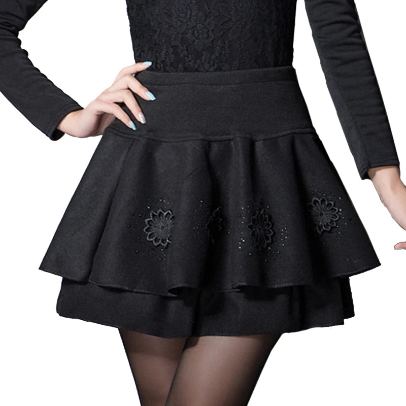 Summer High Street Rhinestone Black Skirt - Women's Elastic Waist Kawaii Lace High Waist Mini Skirt, High-Quality