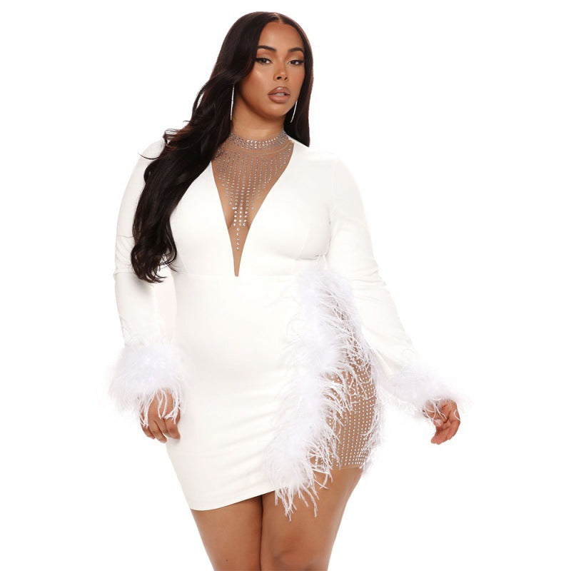 Sexy Plus Size Mock Neck Rhinestone V Details And Feather Accent Bodycon Minidress