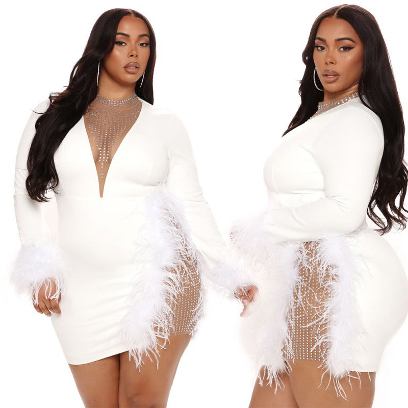 Sexy Plus Size Mock Neck Rhinestone V Details And Feather Accent Bodycon Minidress